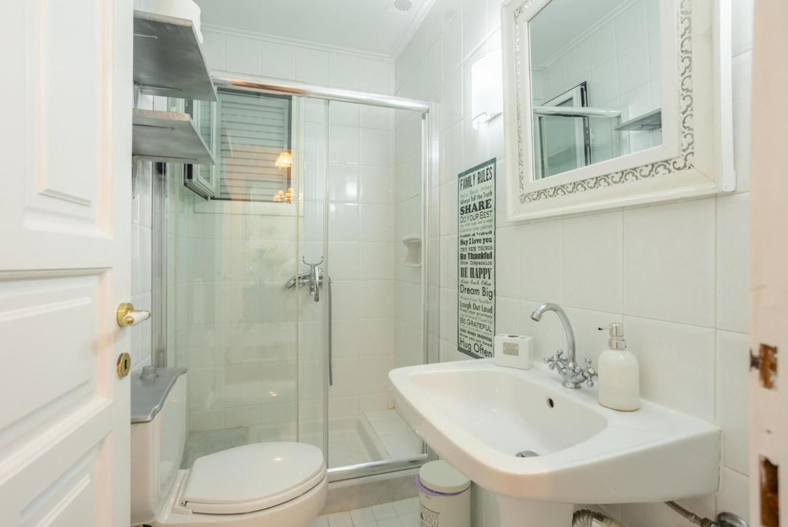 Villa Golden Tiara Agioi Deka  Ngoại thất bức ảnh