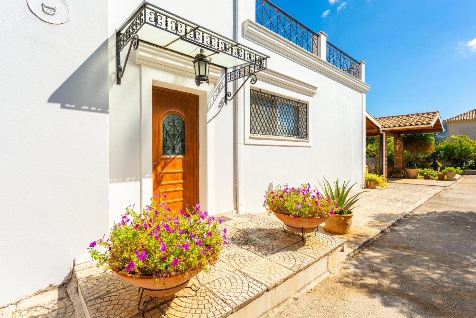 Villa Golden Tiara Agioi Deka  Ngoại thất bức ảnh