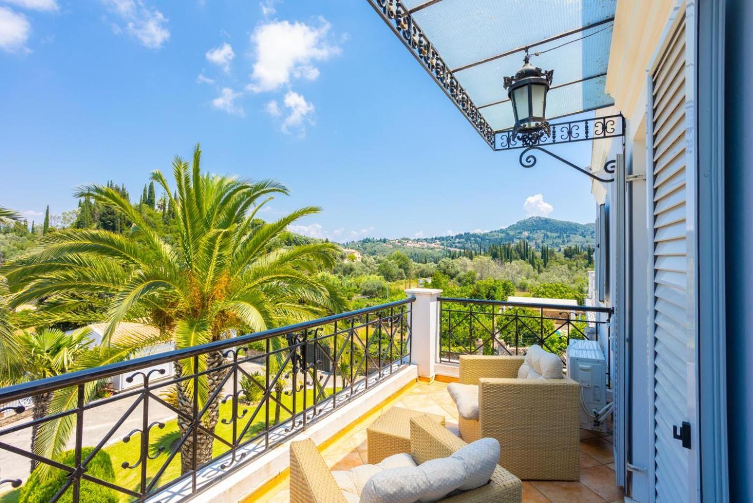Villa Golden Tiara Agioi Deka  Ngoại thất bức ảnh